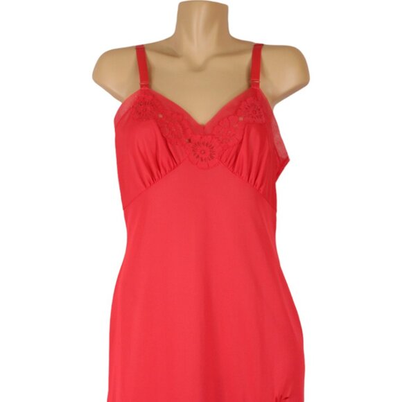 Vintage Red Vanity Fair Dress Slip Midi Length Size 34 Adjustable Straps SP75 - Picture 2 of 10